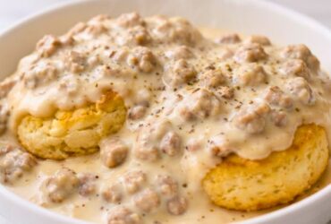 Pioneer Woman Sausage Gravy Recipe