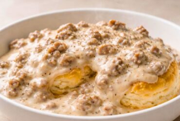 Pioneer Woman Sausage Gravy Recipe