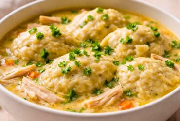 Pioneer Woman Chicken and Dumplings Recipe